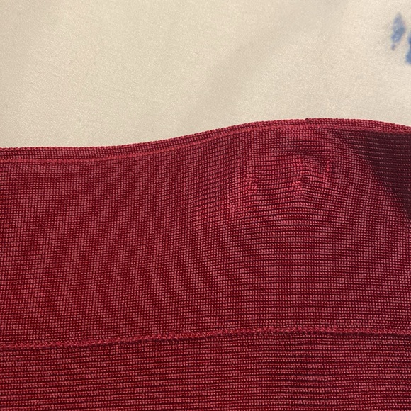 BCBG Max Azria deep red stretch skirt - Picture 3 of 6